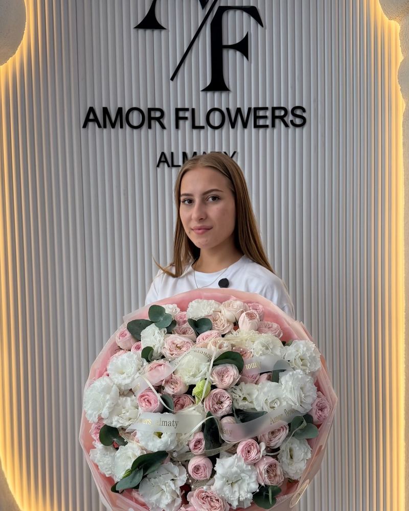 Цветочная шляпная коробка «Amor Elegance №59»